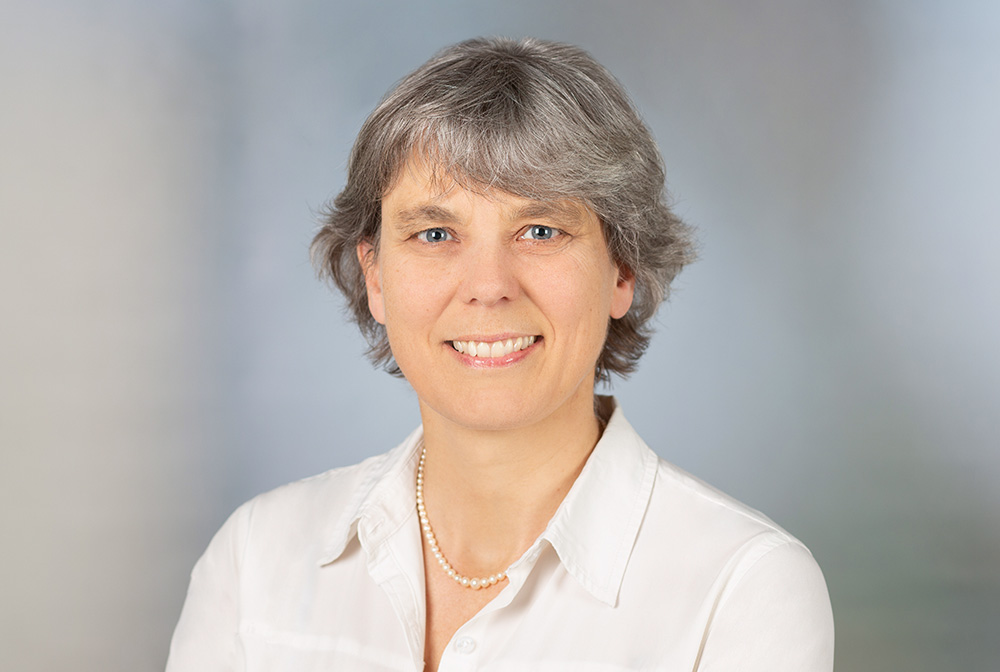 Dr. Adelheid Fiedler Dr. Adelheid Fiedler