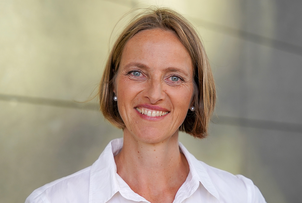 Dr. Magdalena Holztrattner Dr. Magdalena Holztrattner